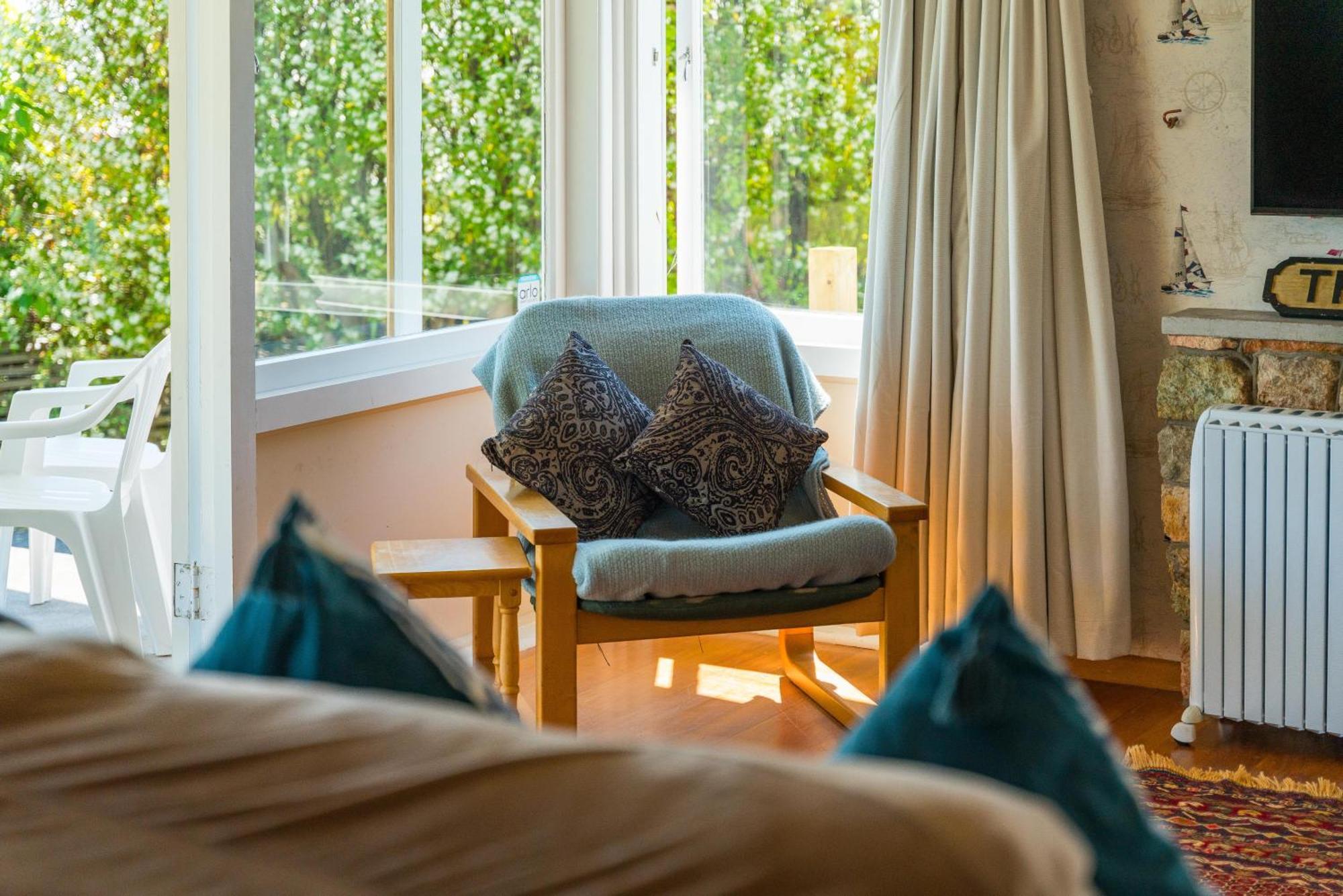 Lakeview Cottage - Rainbow Point Holiday Home Taupo Kültér fotó