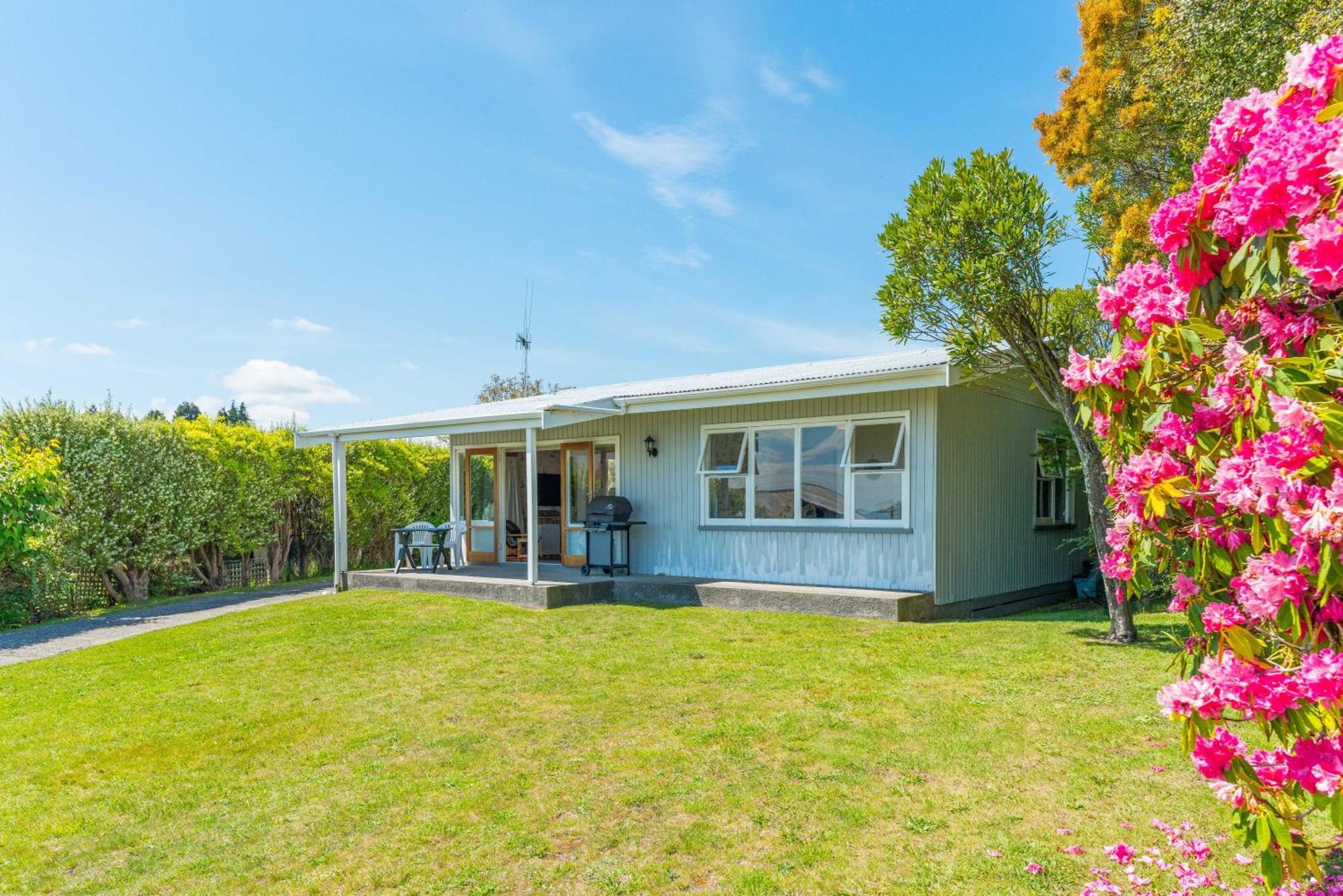 Lakeview Cottage - Rainbow Point Holiday Home Taupo Kültér fotó